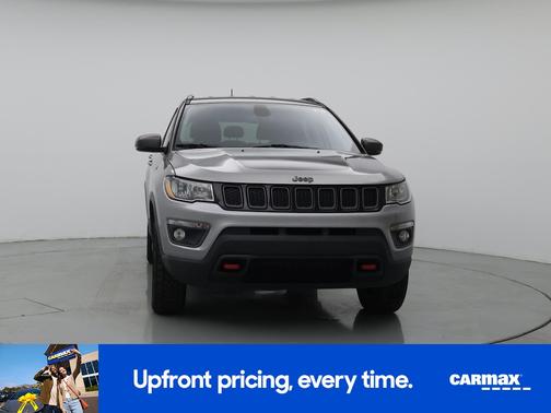 Silver 2019 Jeep Compass Trailhawk