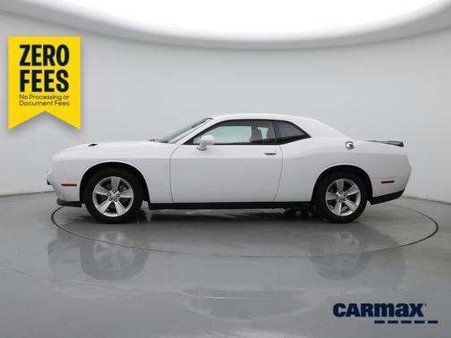 White 2023 Dodge Challenger SXT