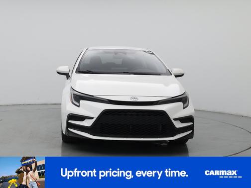 White 2023 Toyota Corolla SE
