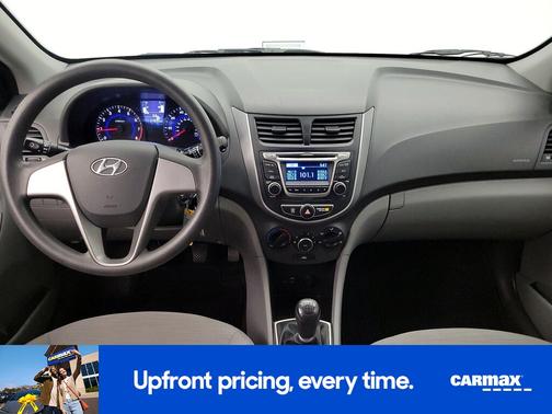 2017 Hyundai Accent SE