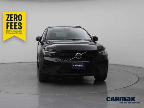 Black 2025 Volvo XC40 B5 Plus Dark Theme