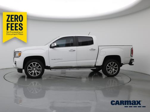 White 2022 GMC Canyon Denali