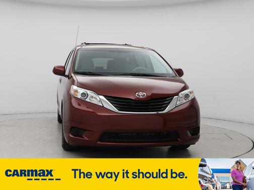 2013 Toyota Sienna LE
