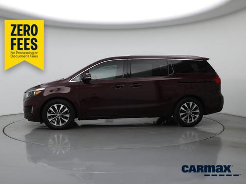 Red 2016 Kia Sedona SX