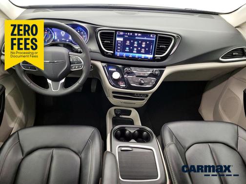 White 2024 Chrysler Pacifica Touring L