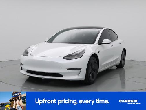 White 2022 Tesla Model 3
