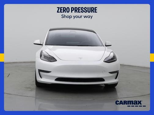 White 2022 Tesla Model 3