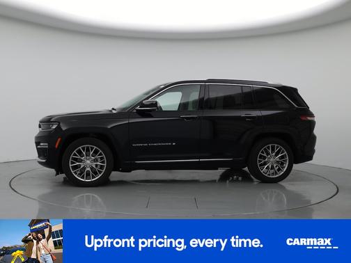 2023 Jeep Grand Cherokee Summit