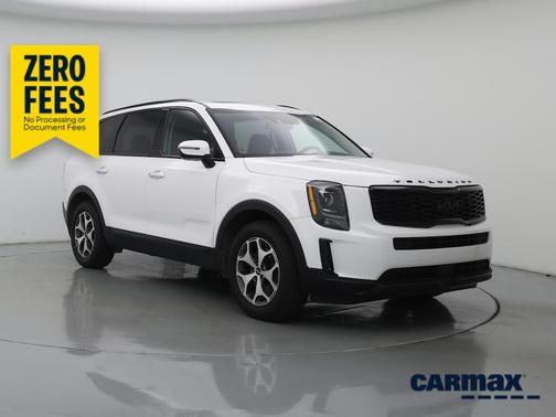 White 2022 Kia Telluride EX