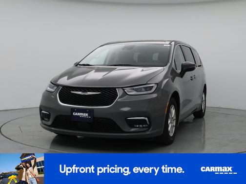 Gray 2023 Chrysler Pacifica Touring L