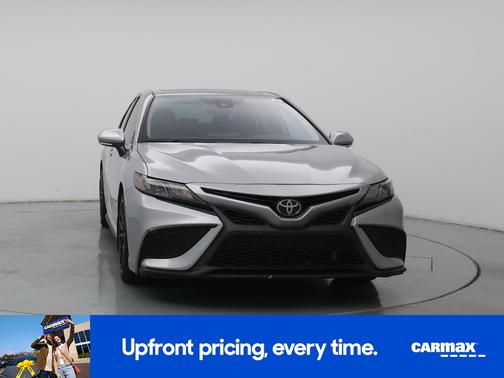 Silver 2022 Toyota Camry SE