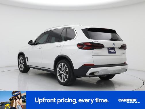 White 2025 BMW X5 xDrive40i