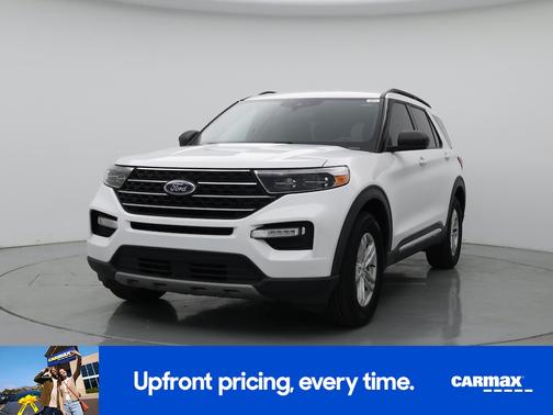 White 2020 Ford Explorer XLT