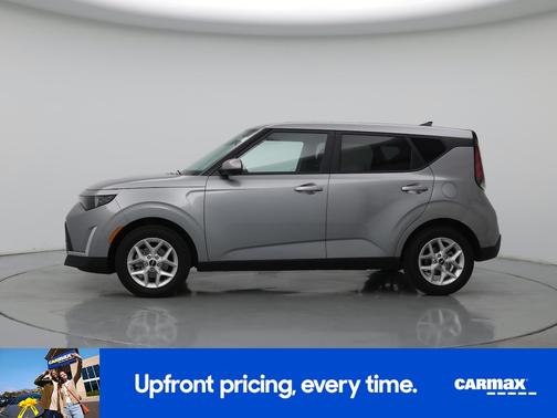 Silver 2025 Kia Soul LX