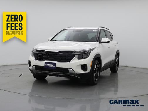 White 2024 Kia Seltos EX