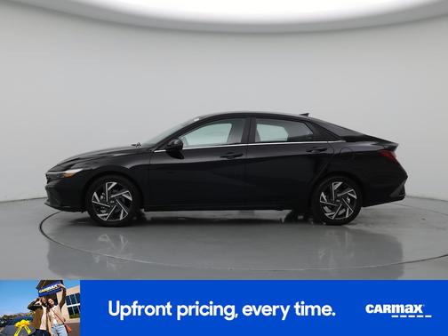 Black 2025 Hyundai ELANTRA Limited