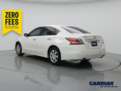 White 2015 Nissan Altima S