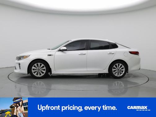 White 2018 Kia Optima S