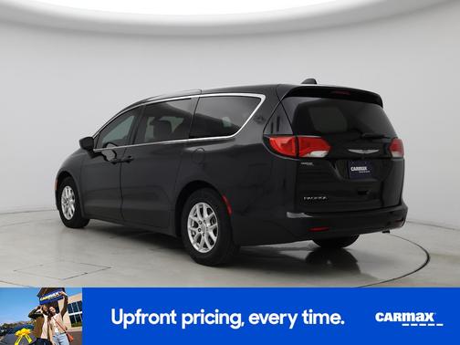 2018 Chrysler Pacifica LX