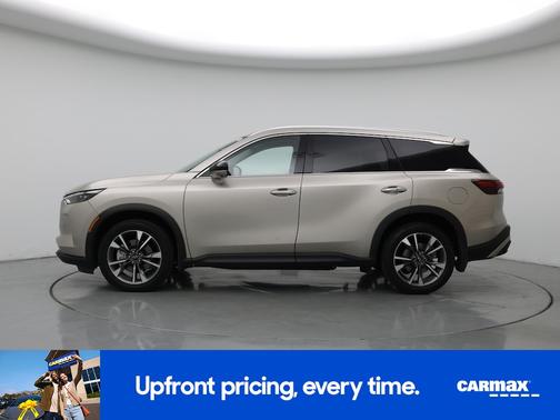 Gold 2023 INFINITI QX60 Luxe