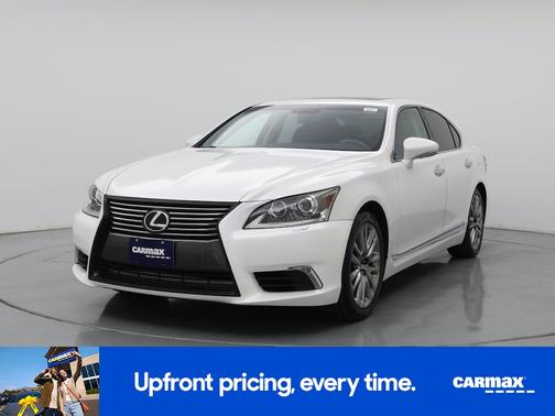 White 2017 Lexus LS 460