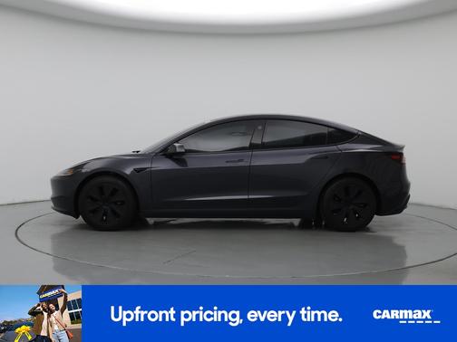 Gray 2024 Tesla Model 3 Long Range
