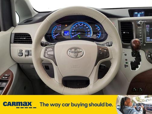 2014 Toyota Sienna XLE