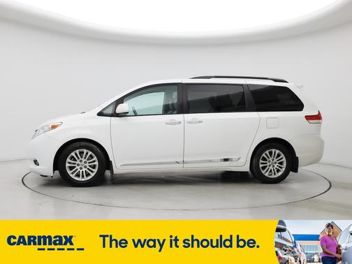 2014 Toyota Sienna XLE
