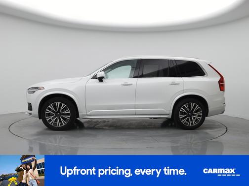 2021 Volvo XC90 T6 Momentum