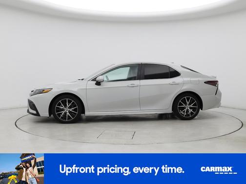 2023 Toyota Camry Hybrid SE