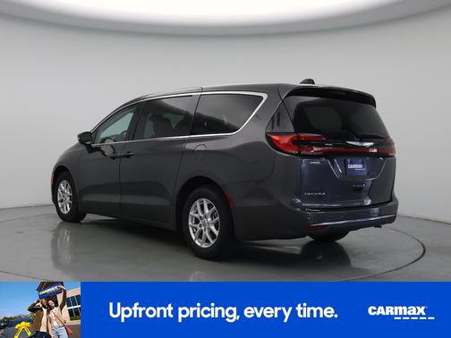 Gray 2023 Chrysler Pacifica Touring L