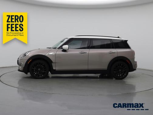 Gold 2024 MINI Clubman S