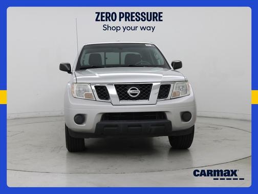 Silver 2015 Nissan Frontier SV