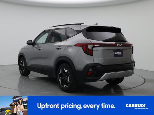 Gray 2025 Kia Seltos S