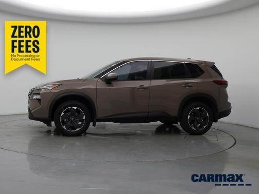 Tan 2025 Nissan Rogue SV