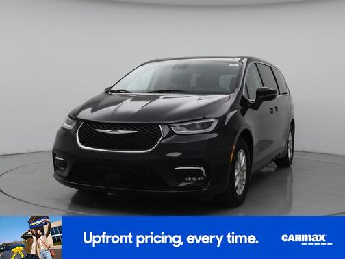 Black 2023 Chrysler Pacifica Touring L
