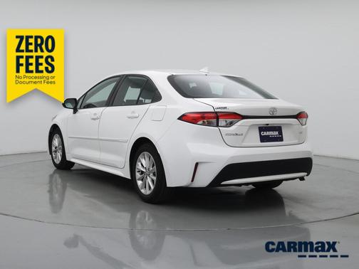 White 2022 Toyota Corolla LE
