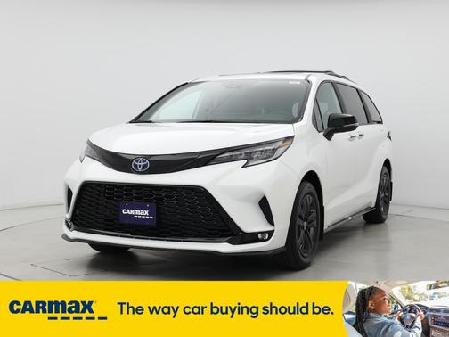 2025 Toyota Sienna XSE