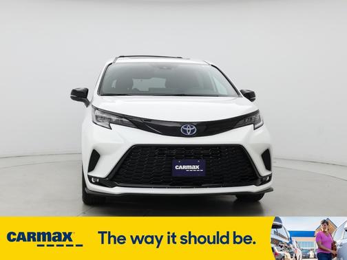 2025 Toyota Sienna XSE