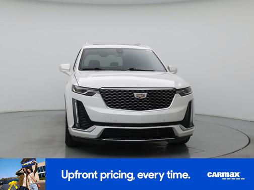 White 2022 Cadillac XT6 Premium Luxury