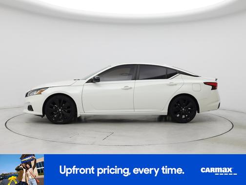 2022 Nissan Altima SR