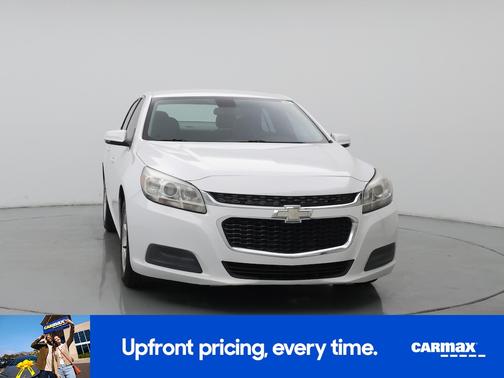 White 2014 Chevrolet Malibu LT