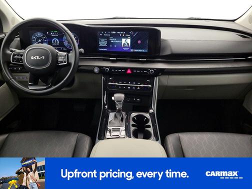 2024 Kia Carnival SX