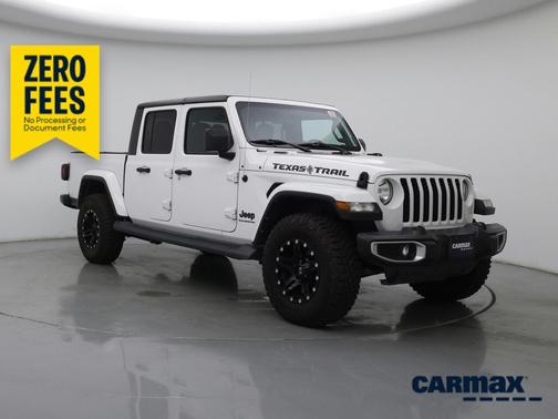 White 2023 Jeep Gladiator Texas Trail