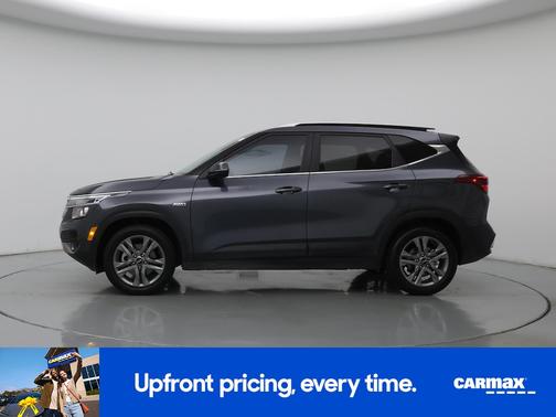 Gray 2021 Kia Seltos S