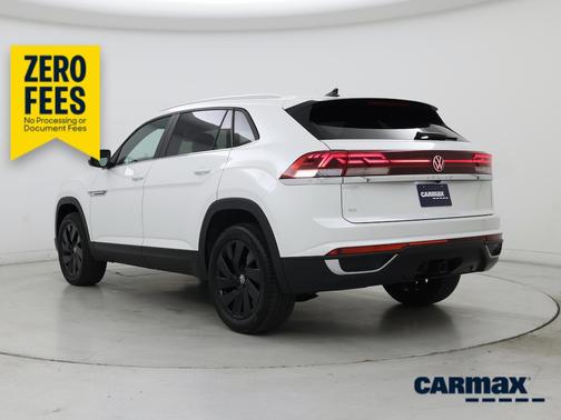 White 2026 Volkswagen Atlas Cross Sport SE w/Tech