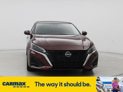 2023 Nissan Altima SV