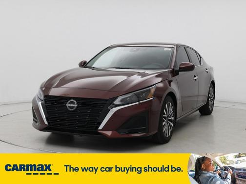 2023 Nissan Altima SV