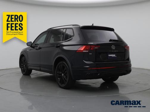Black 2022 Volkswagen Tiguan SE R-Line Black