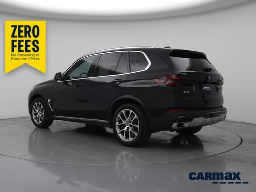 Black 2024 BMW X5 sDrive40i